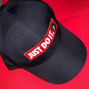 One size fit all worn two times only in great shape